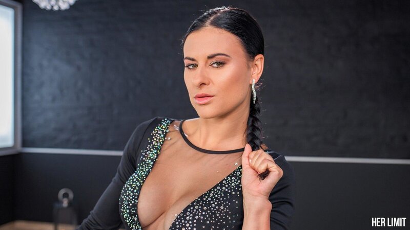 Billie Star is the real star of this fucked up hardcore gallery