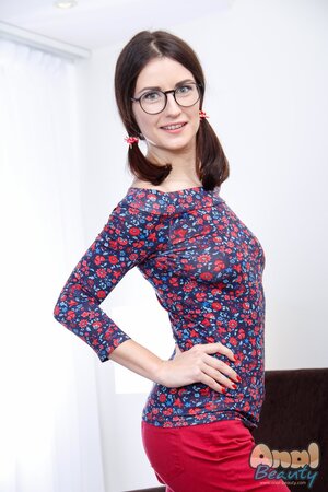 Nerdy Ambika Gold enjoys anal sex with a big dick