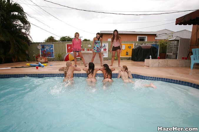 Lesbian cuties enjoy strapon and pussy licking