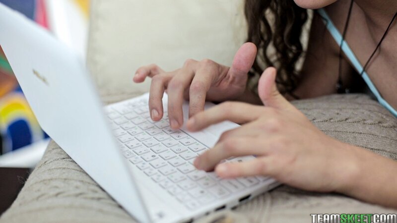 Ada gets covered in cum after giving her guy a passionate blowjob