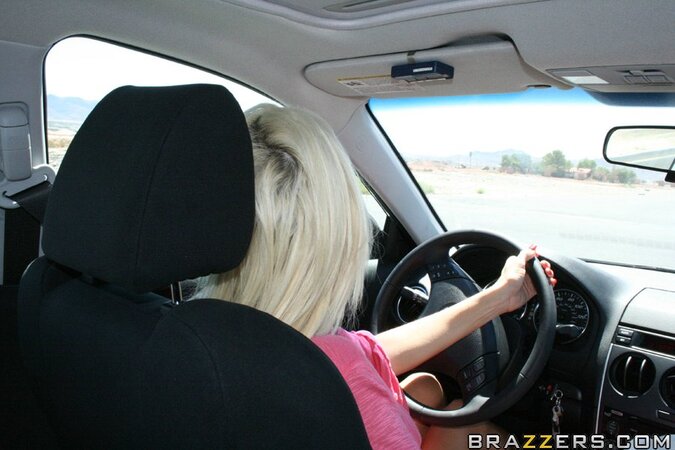 Rhyse Richards takes a hard fuck on the kitchen counter