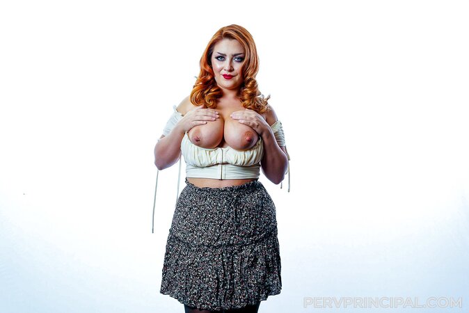 Chloe Cooper gets fucked by Peter Green in a Christmas-themed scene