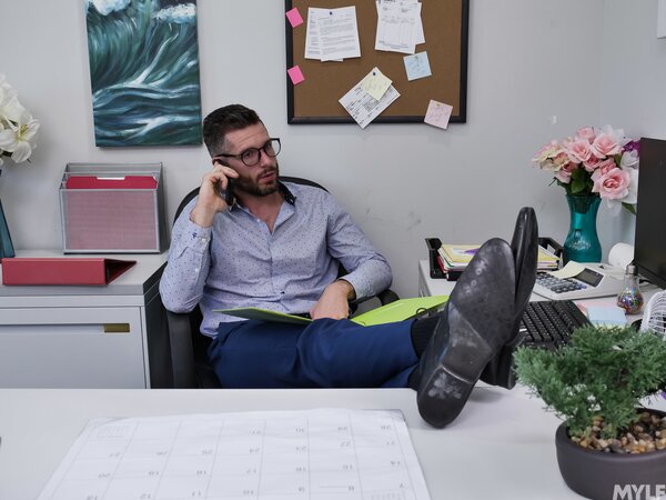 Kyaa Chimera enjoys a hardcore fuck with Mike Mancini