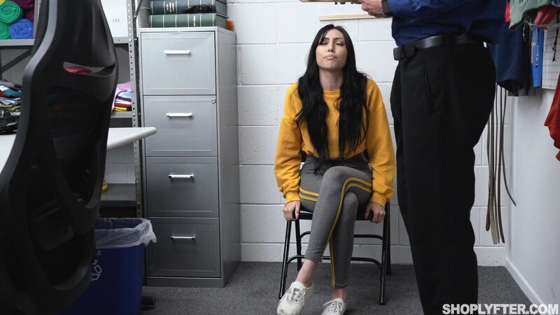 Mike Mancini takes Judy Jolie from behind