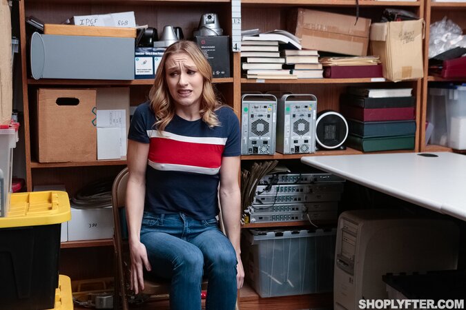 Wrex Oliver gives Kasey Miller a hard fuck