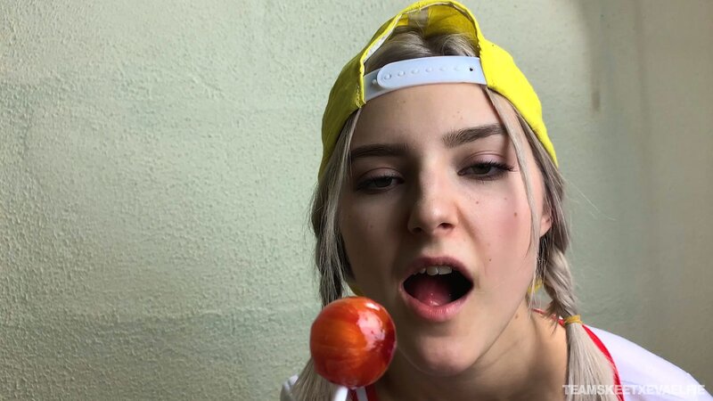 Eva Elfie licks a lollipop and a dick while exposing her big tits to Adam Ocelot