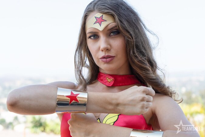 Elena Koshka's ripped pantyhose can't stop Nathan Bronson's big dick