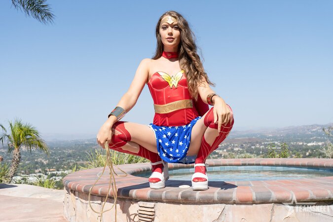 Elena Koshka's ripped pantyhose can't stop Nathan Bronson's big dick