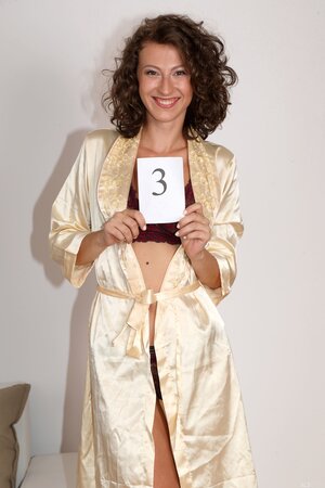 Emylia Argan displays her sexy body and poses at the casting