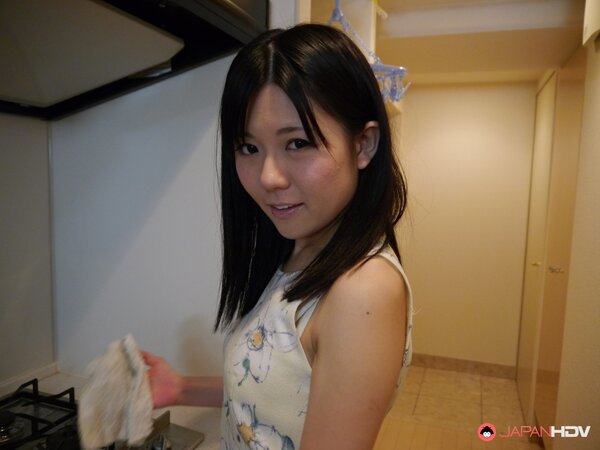 Asian teen Mai Araki reveals her perfect ass and delicious pussy before blowjob