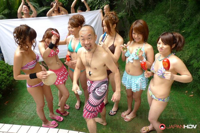 Japanese studs finger and toy pussies of pretty girlfriends during garden party