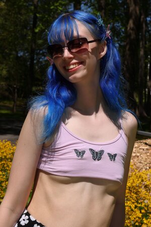 Aubrey Ansel shows off her shaved pussy in ALS Scan pics