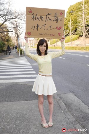 Shiori Yamate reveals her hot breasts and sucks a cock in a car