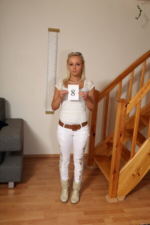 Naomi Nevena doffs her clothes and flaunts her hot, slim figure