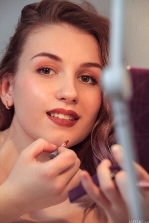 Hot European starlet Isabele shows her tits in these XXX pics