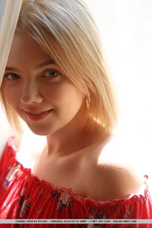 Chanel Fenn shows off her sexy ass while getting naked outdoors