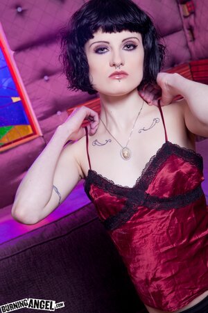 Got babe Annika strips her skinny body before flashing her twat