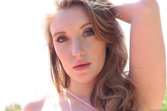 The nice booty of Harley Jade is shown in all of her glory