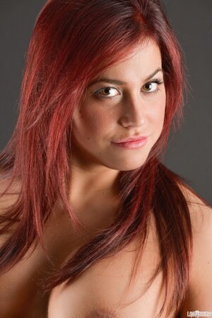 Models Heidi Van Horny and Shana Lane posing for the camera