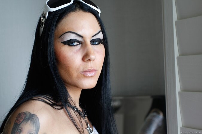 Hot women with amazing bodies are ready to make you hard