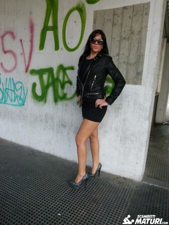 Floriana sucking dick before getting fucked in front of someone