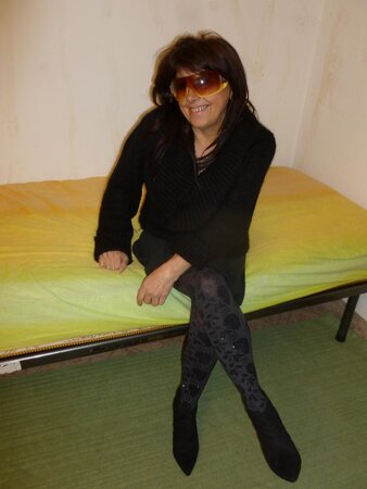 Lucrezia and Gaetano enjoy a threesome with PD Jo