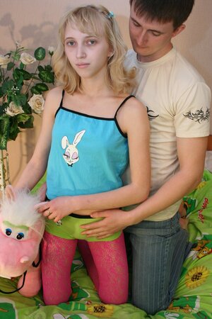 Skinny blonde teen gets naked and fucked before the facial