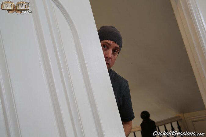 Young teen Quinn Wilde gets wild with a colossal dick foursome