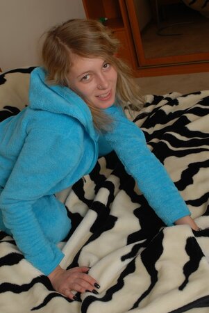 Teen amateur Annabelle has fun with passionate hardcore sex with her skinny BF