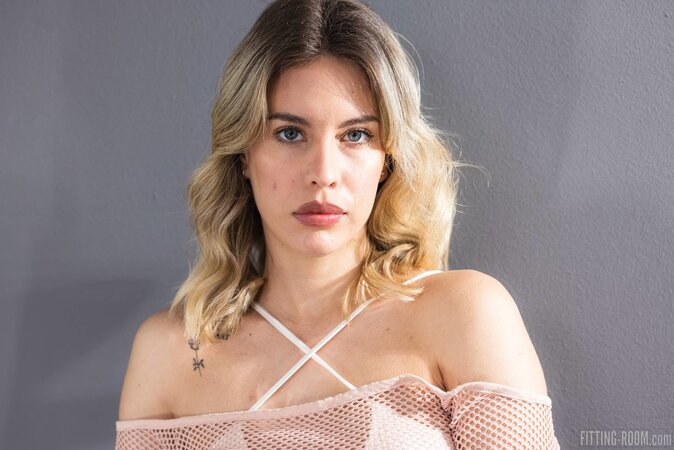 Toni Maria looks hotter than anyone in a fucking thong