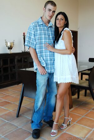 Sullen sexy brunette India Summer gets happy with some big cock