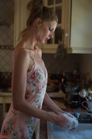 Busy blondie Rebecca Leah needs to be blindfolded, bound, fucked