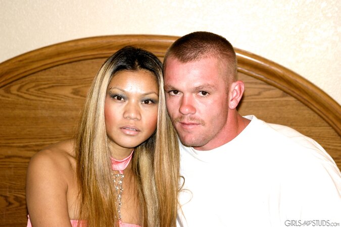 Asian chick receives a cumshot on her back after a fuck