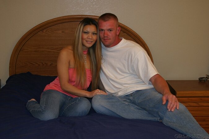 Interracial fucking with a good-looking girl who chooses BWC