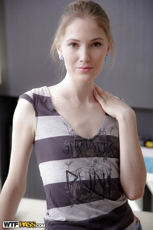 Tall girl Alexa May may be the hottest solo seductress ever