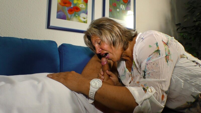 Absolutely sensational granny is going to get mental with his D