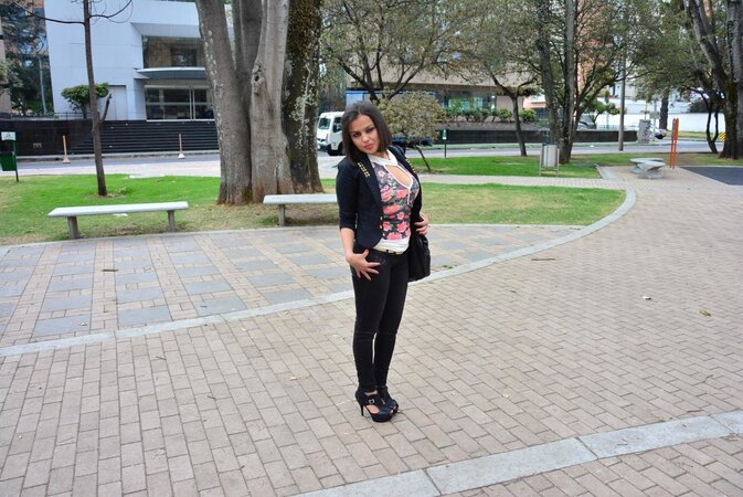 Lorena Medina wants to bang a total stranger cuz she's a tramp