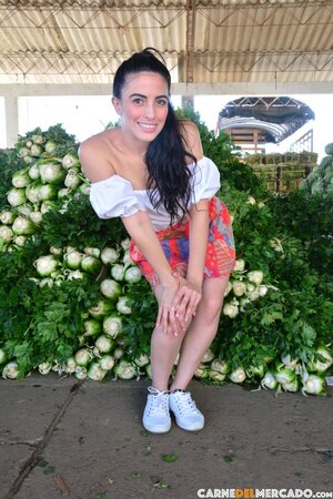 Market vendor Karol Higuita flashes shaved pussy in lingerie