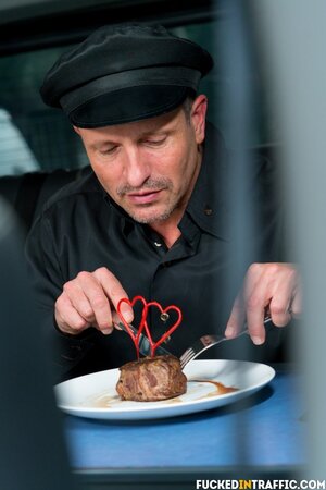 Jeanna Fine looks damn fine as she takes dick in the backseat