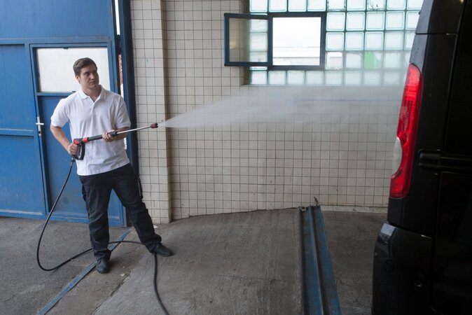 His wet dream realized with a cute college girl in the backseat