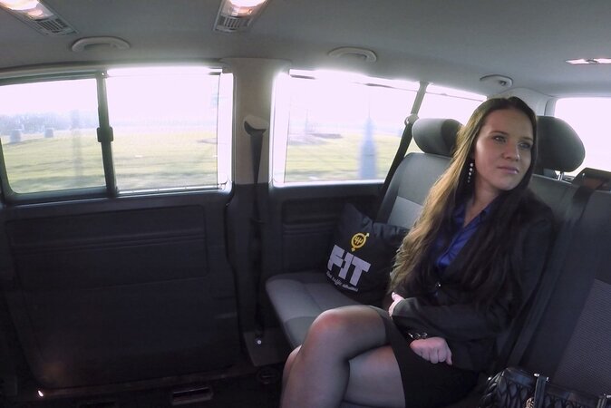 Dude jackhammering a tight brunette in the backseat