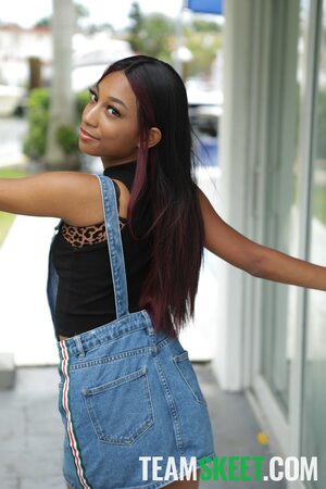 Ebony Ada Vera shows fantastic figure and rammed by Peter Green