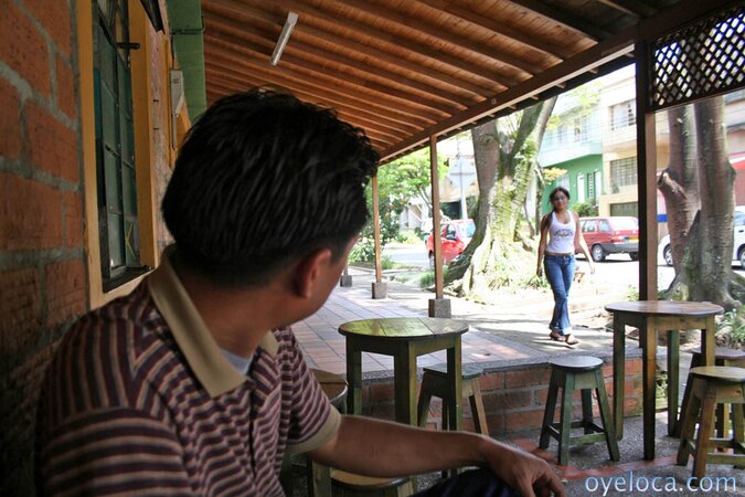 Busty Juliana Rodriguez bares big areolas for thick facial