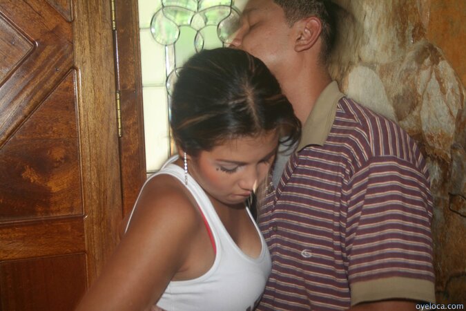 Busty Juliana Rodriguez bares big areolas for thick facial