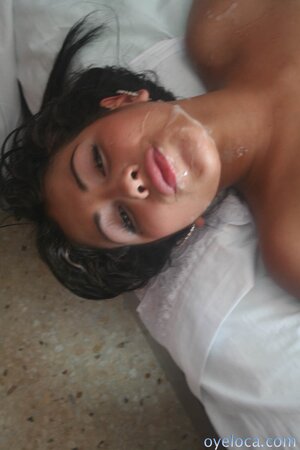 Busty Juliana Rodriguez bares big areolas for thick facial