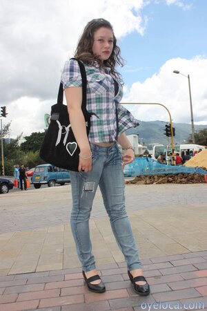 Crissy Montoya rides and blows stiff cock in naughty POV