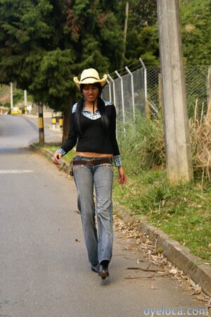 Juana Chavez will NOT be able to fully close after this fuck