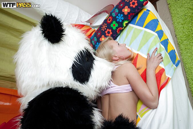 Tiny-tit teen stretches shaved slit with big fake cock