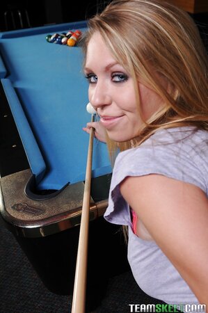 Brynn Tyler fervent blowjob and shaved pussy hammered hard