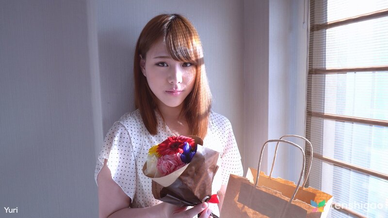 Yuri wants to get fingered and her pussy responds in kind